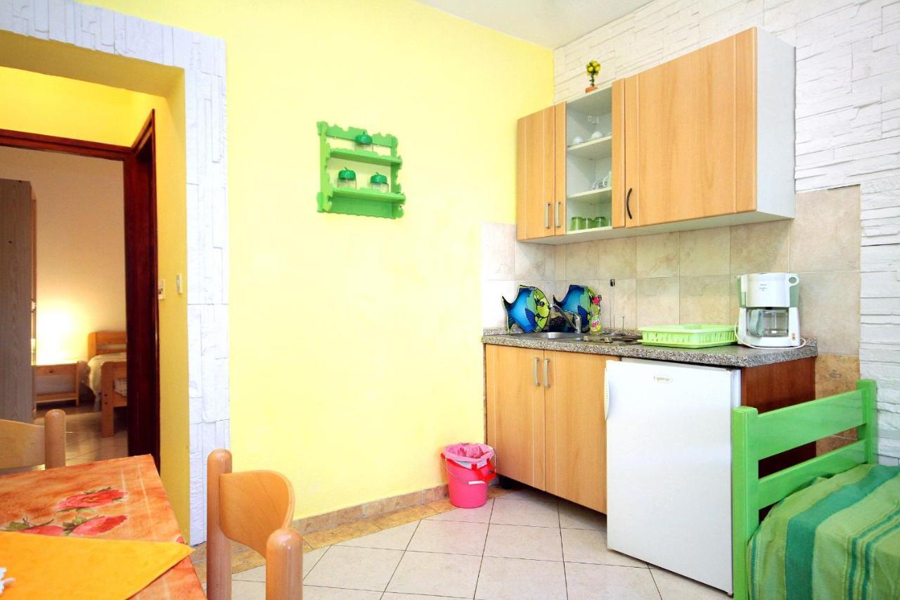 Apartment Novalja 9334D מראה חיצוני תמונה