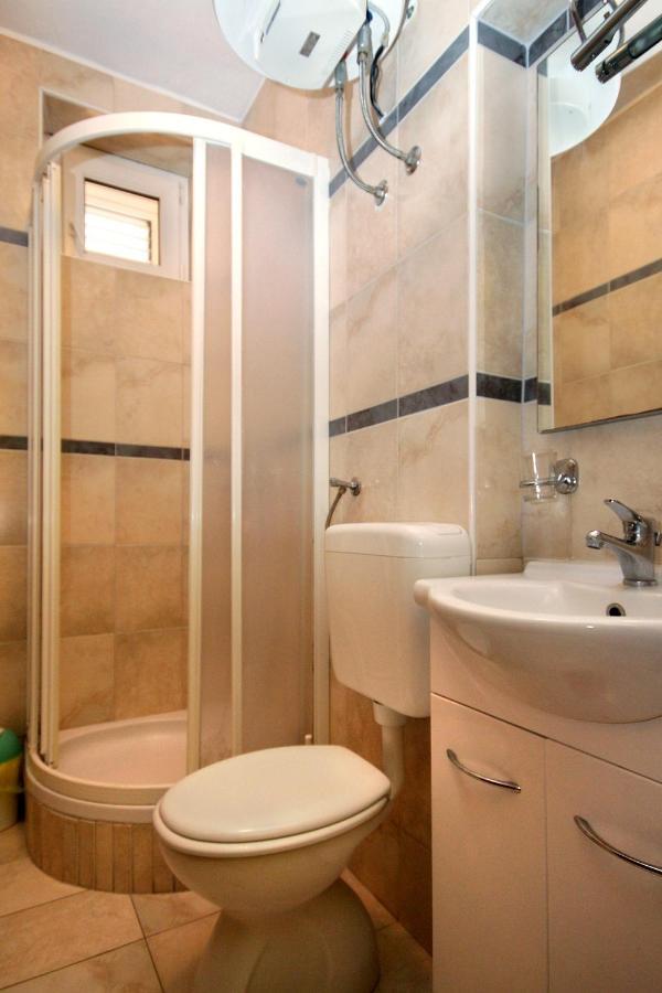 Apartment Novalja 9334D מראה חיצוני תמונה